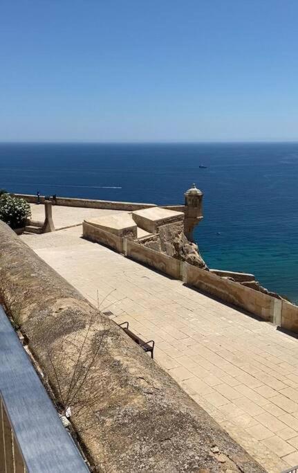Apartamento Centro Rambla Alicante A Bagian luar foto