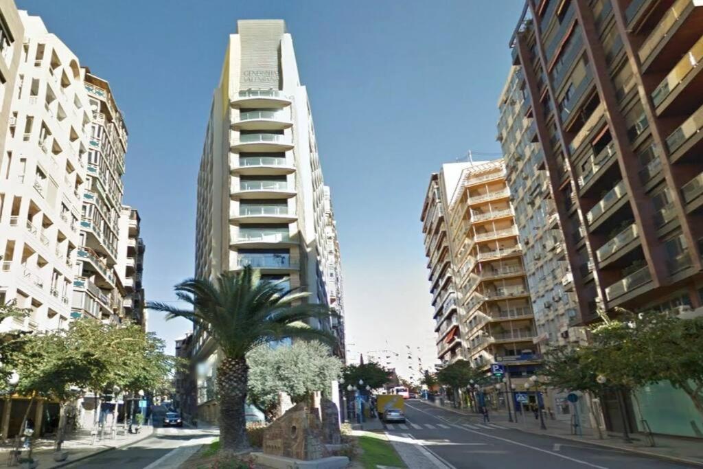 Apartamento Centro Rambla Alicante A Bagian luar foto