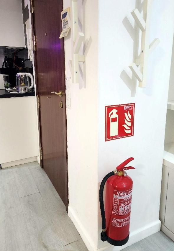 Apartamento Centro Rambla Alicante A Bagian luar foto